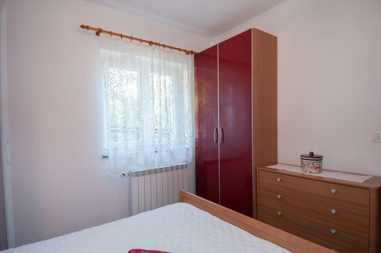 Apartma Dragica *